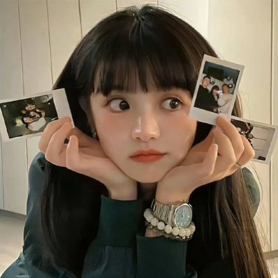 红唇相吻